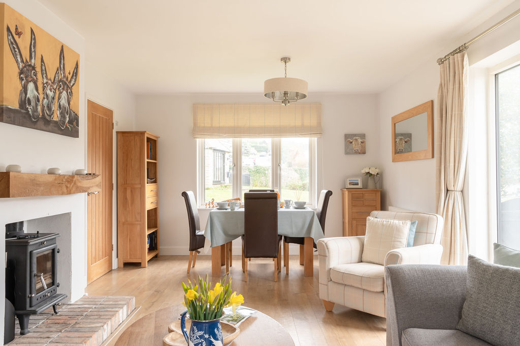 Open plan living area to relax and socialise in